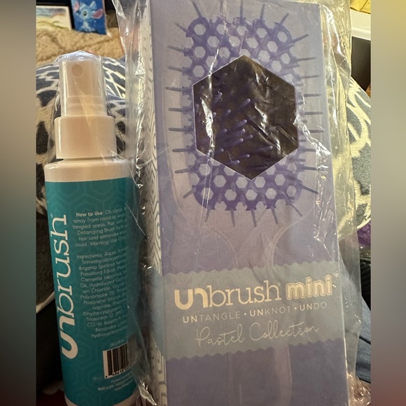 Unbrush mini and detanglaynler spray - Picture 1 of 10